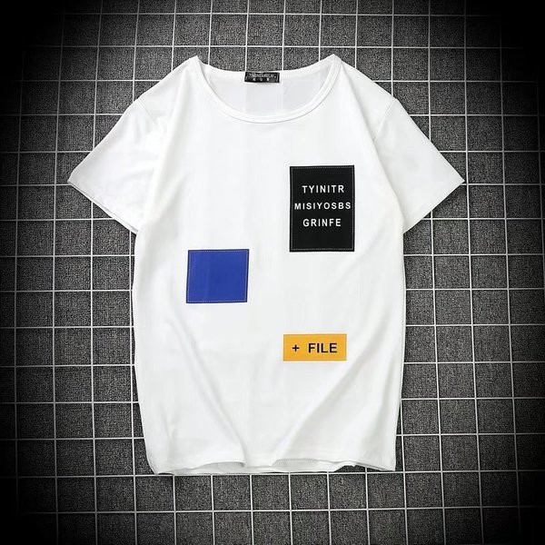 Férfi póló rövid ujjal, fehér és fekete feliratokkal