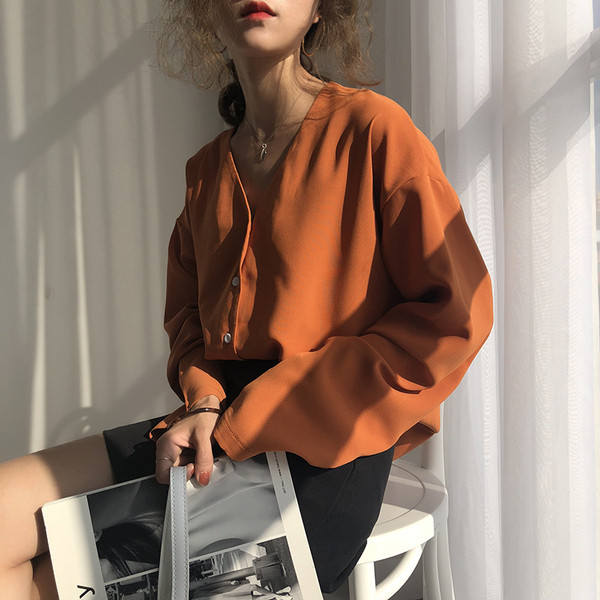 Stílusos női ing V-nyakkal, három színben