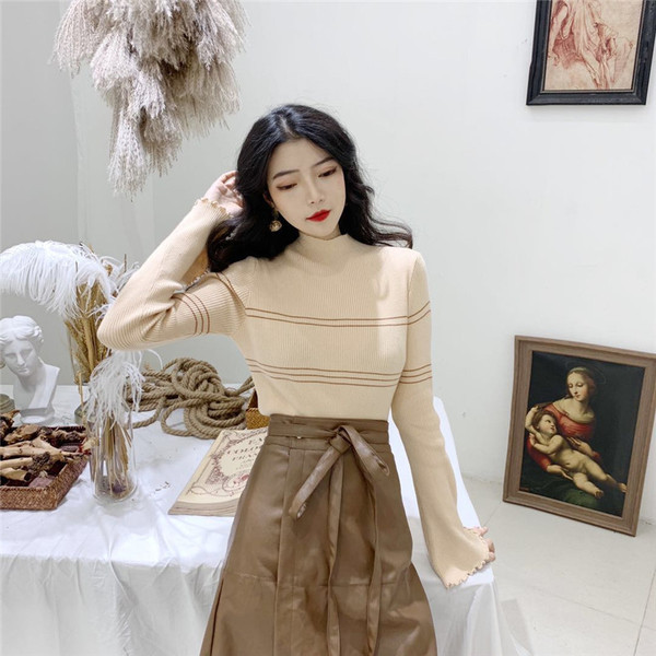 Friss női blúz két színben Lotus ujjal