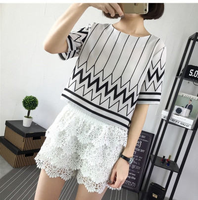 Aktuális női rövid csipke rövidnadrág két színben