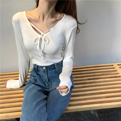 Lezser női blúz V-nyakkal több színben megkötős