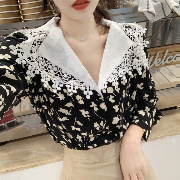 Елегантна дамска риза с V-образно деколте и яка в три цвята