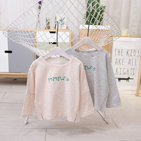 Gyermek csíkos blúz fiúknak és lányoknak két színben