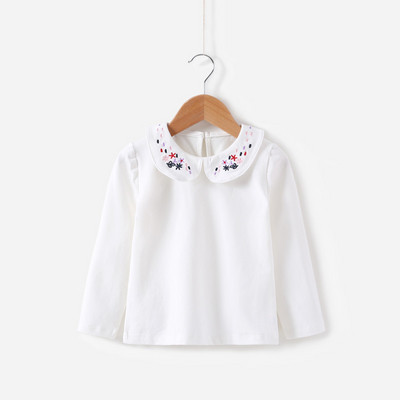 Friss gyerekblúz lányoknak fehér színben, hímzéssel és hosszú ujjal