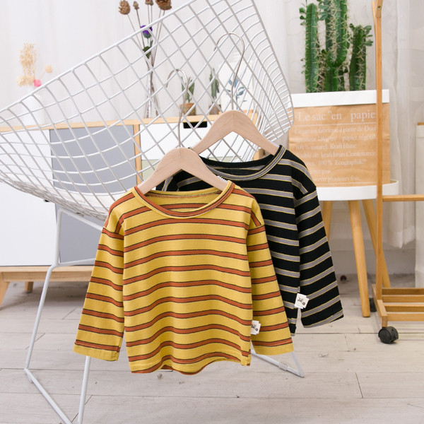Gyermek csíkos blúz fiúknak O-alakú gallérral, három színben