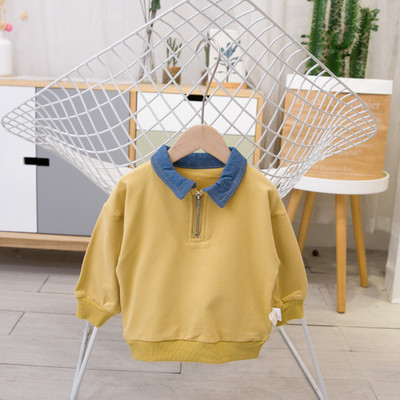 Modern gyerek blúz fiúknak fehér és sárga gallérral