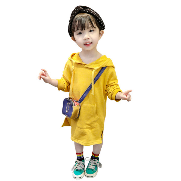 Gyermek sportruha lányoknak két színben kapucnival