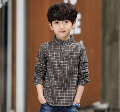 Modern, kockás gyereking zsebbel, két színben