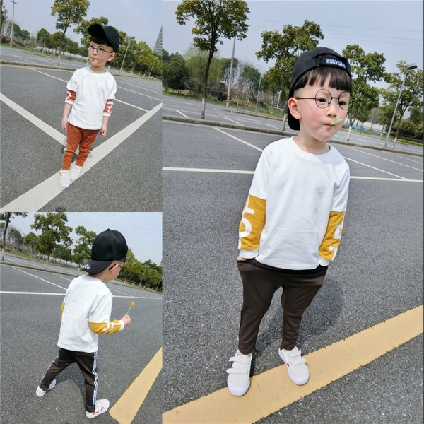 Gyerek blúz fiúknak hosszú ujjal, O-alakú gallérral, két színben