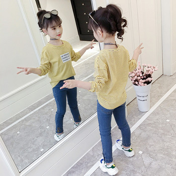 Модерна детска блуза за момичета в три цвята с щампа