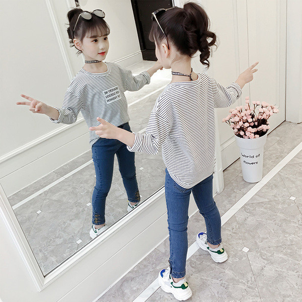 Modern gyerek blúz lányoknak három színben, mintával