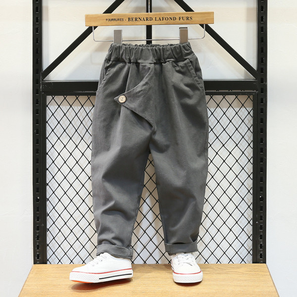 Alkalmi gyereknadrág fiúknak két színben