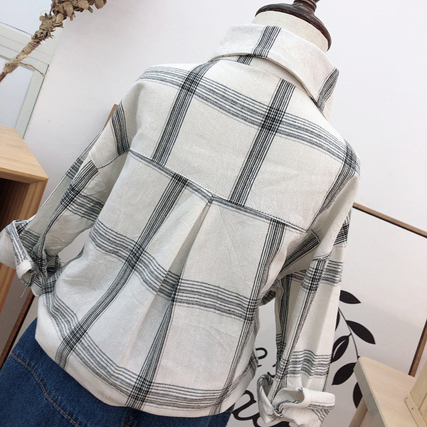 Gyermek kockás ing fiúknak hosszú ujjal és zsebekkel