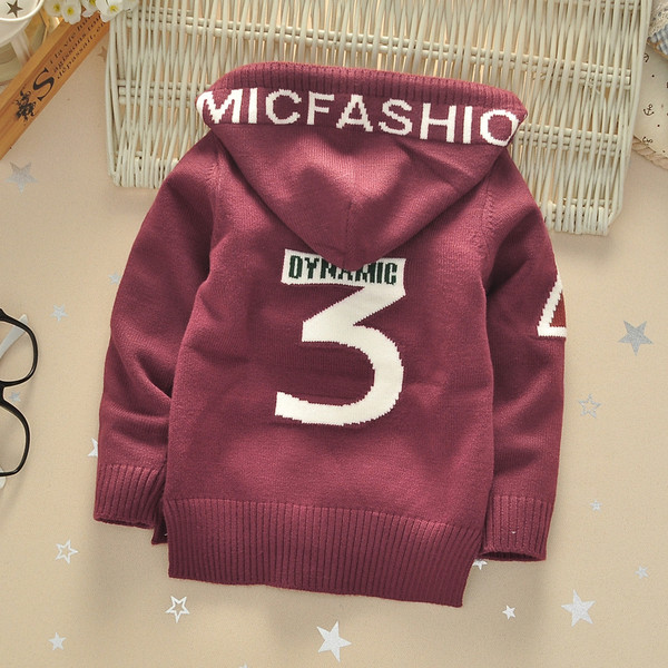 Modern, vastag gyerekblúz kapucnival és felirattal, két színben