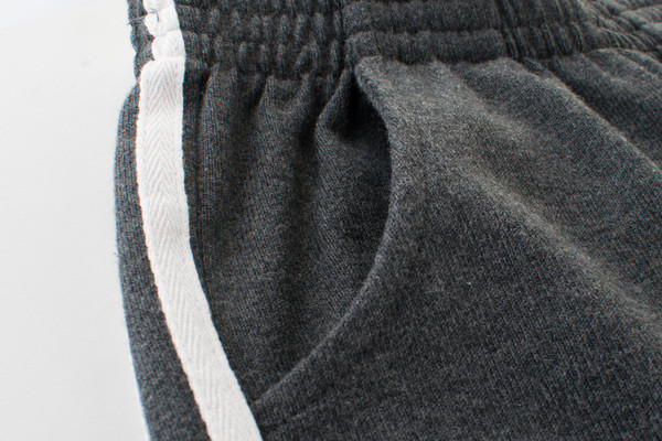 Gyerek rövidnadrág fiúknak szürke zsebekkel