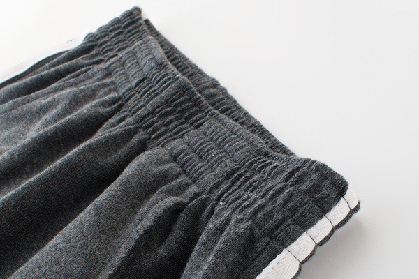 Gyerek rövidnadrág fiúknak szürke zsebekkel