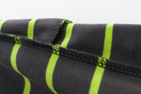 Zsebes gyerek rövidnadrág fiúknak két színben