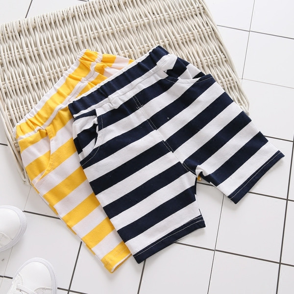 Napi gyermek nyári szett alkalmazással