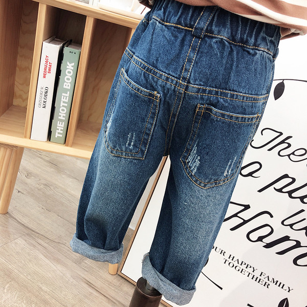 Modern gyerekfarmer fiúknak, zsebes modellel