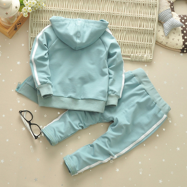 Modern gyerek szett fekete és kék színben