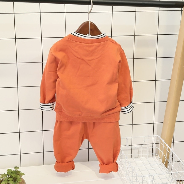 Napi gyerekkészlet két színben felirattal