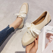 Modern női alkalmi cipő krém és szürke színben