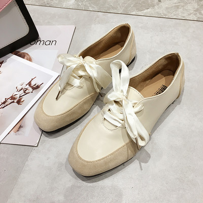 Modern női alkalmi cipő krém és szürke színben