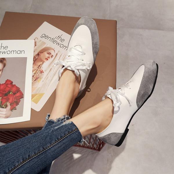 Modern női alkalmi cipő krém és szürke színben