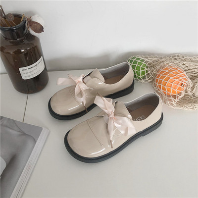 Δερμάτινα υποδήματα γυναικεία σε τρία χρώματα