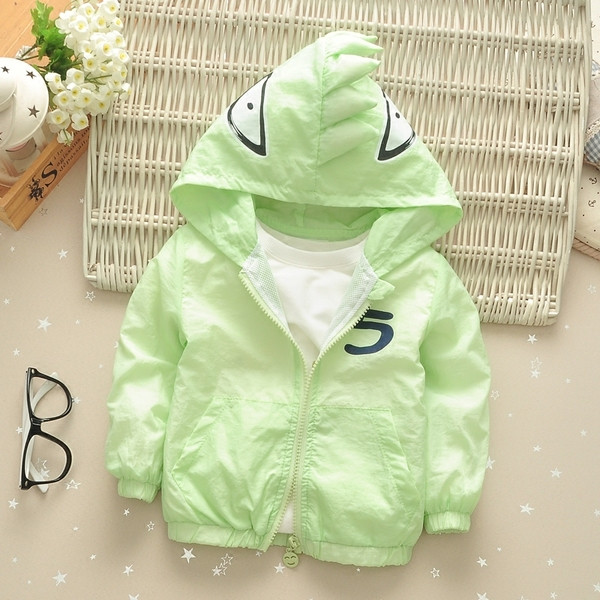 Alkalmi gyerekkabát fiúknak rátéttel és 3D elemmel, három színben