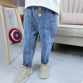 Gyerek farmer fiúknak gombokkal és zsebekkel széles modell