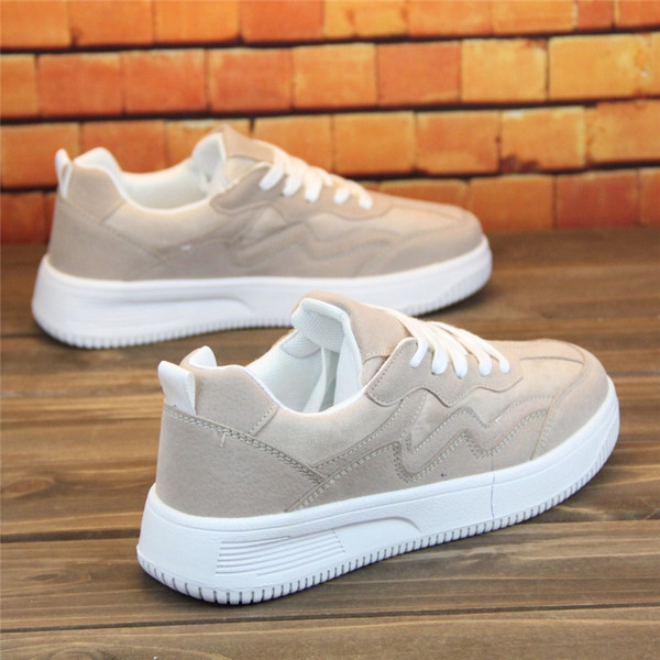 Μοντέρνα γυναικεία πάνινα παπούτσια σε οικολογικό σουέτ σε τρία χρώματα