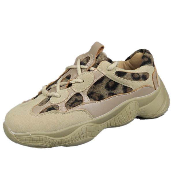 Modern női tornacipő két színben leopárd mintával