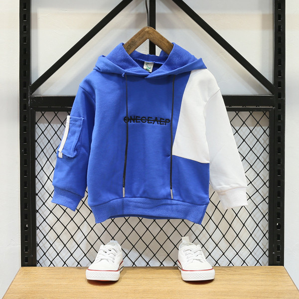 Aktuális gyerek sportcsapat irizáló színű hímzéssel