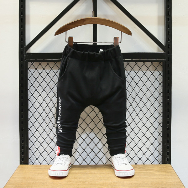 Aktuális gyerek sportcsapat irizáló színű hímzéssel