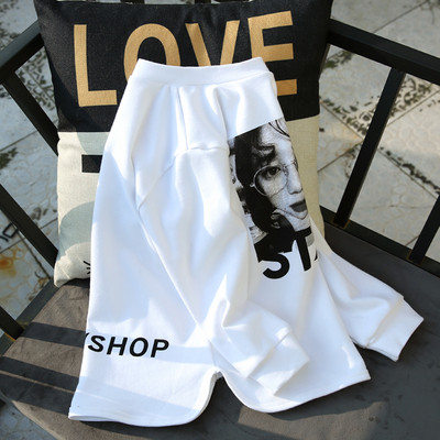 Alkalmi gyerekblúz magas gallérral és rátéttel, fehér színben