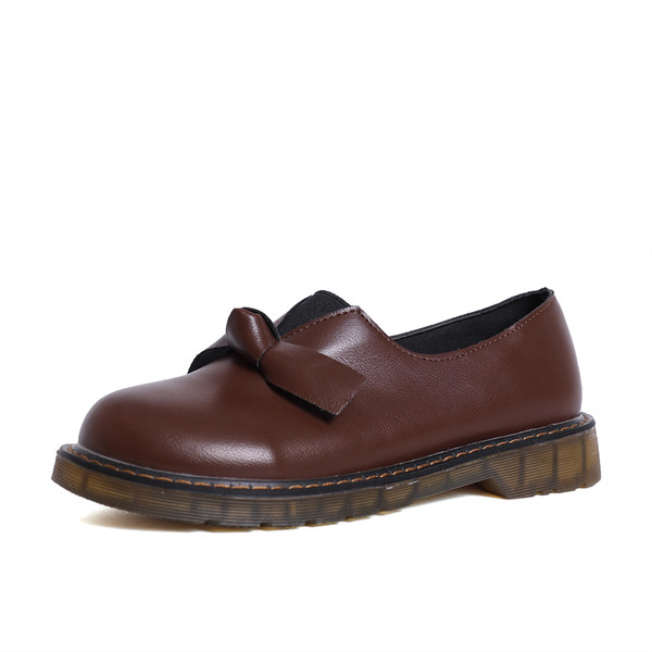 Női alkalmi cipő fekete és barna műbőr színben