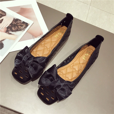 Női tavaszi cipő három színben, szalaggal