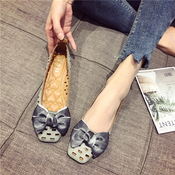 Női tavaszi cipő három színben, szalaggal