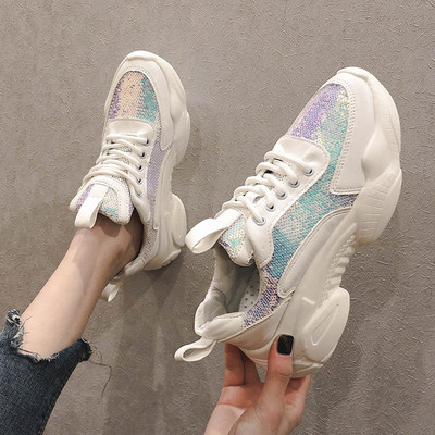 ÚJ Modell női tornacipő két színben - fehér és fekete