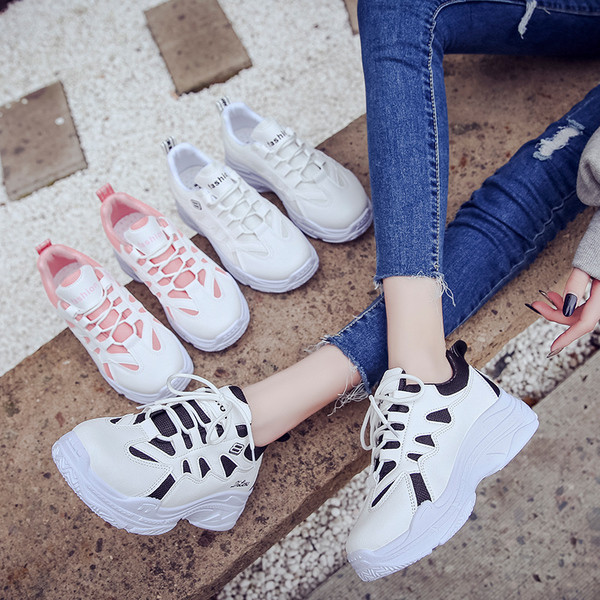 Modern női tornacipő több színben