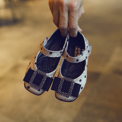 Tavaszi gyerekcipő lányoknak két színben