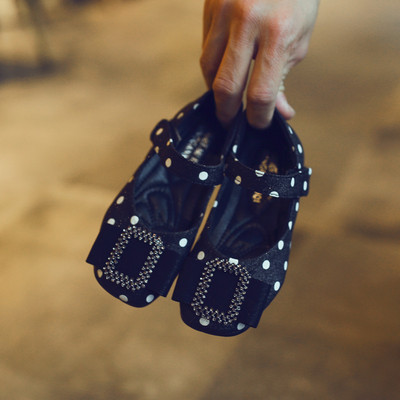 Tavaszi gyerekcipő lányoknak két színben