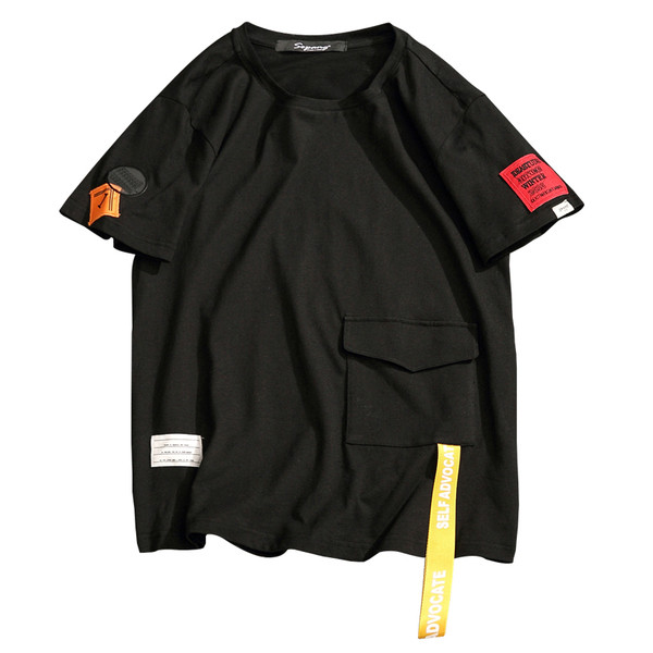 Alkalmi férfi póló zsebbel és emblémával fehér és fekete színben