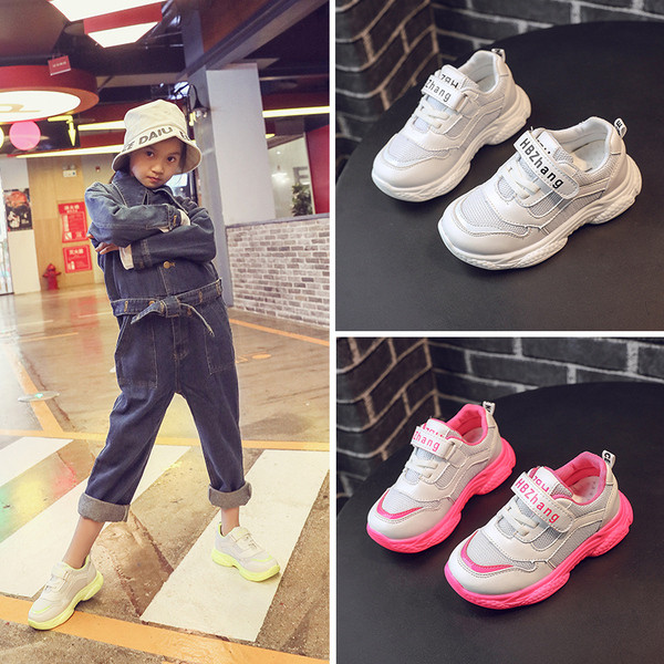 Modern gyerek tornacipő lányoknak három színben matricával és nyakkendővel