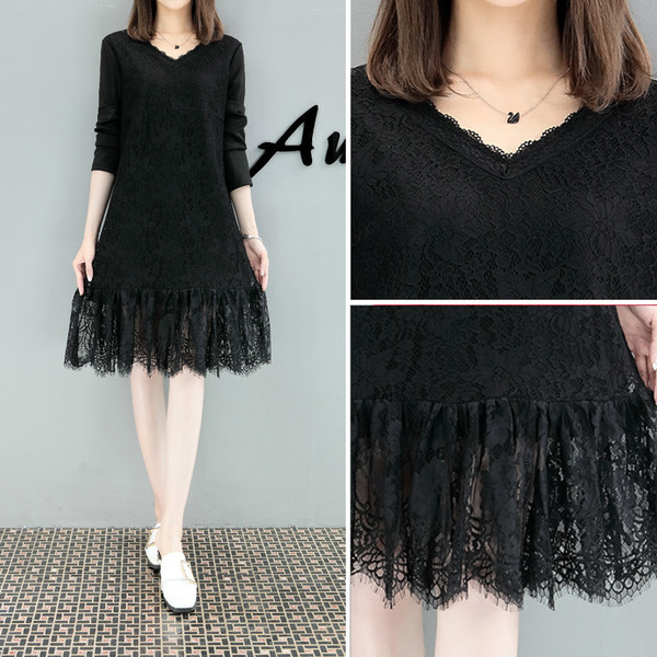 Női alkalmi ruha fekete színben, csipkével