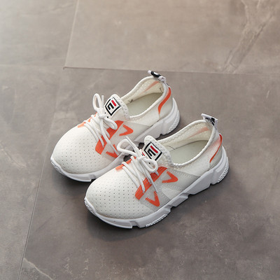 Μοντέρνα παιδικά παπούτσια για κορίτσια σε τρία χρώματα