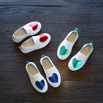Κομψά παιδικά παπούτσια για κορίτσια σε τρία χρώματα