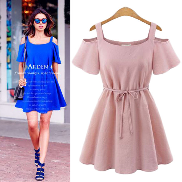 Modern, nyitott vállú női ruha három színben