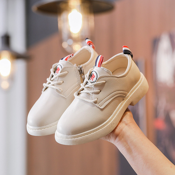 Modern, krémszínű és fekete színű gyerekcipő lányoknak